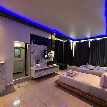 Kelingking Sunset Point Hotel & Spa